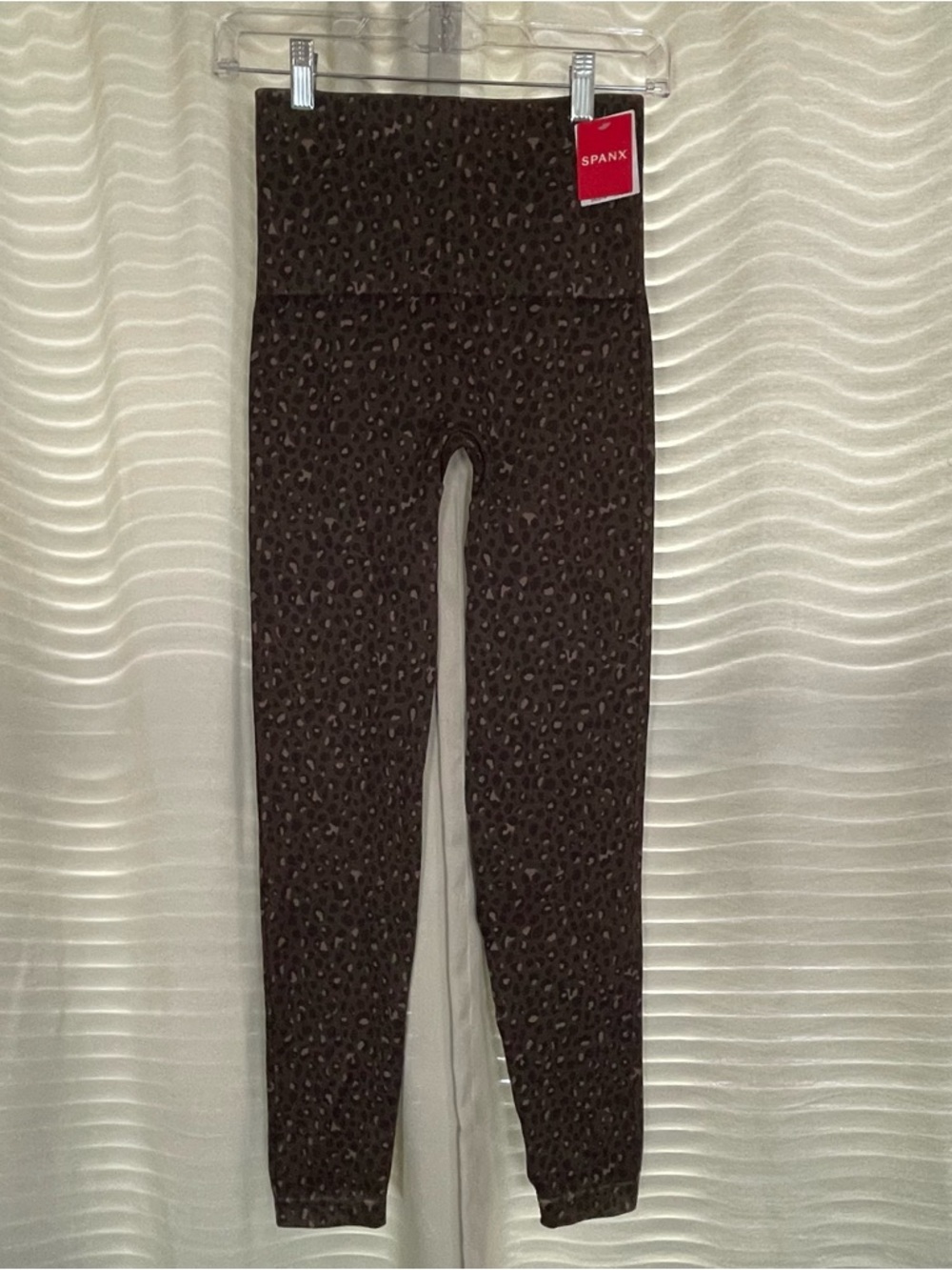 Spanx NWT Look at Me Now Leggings